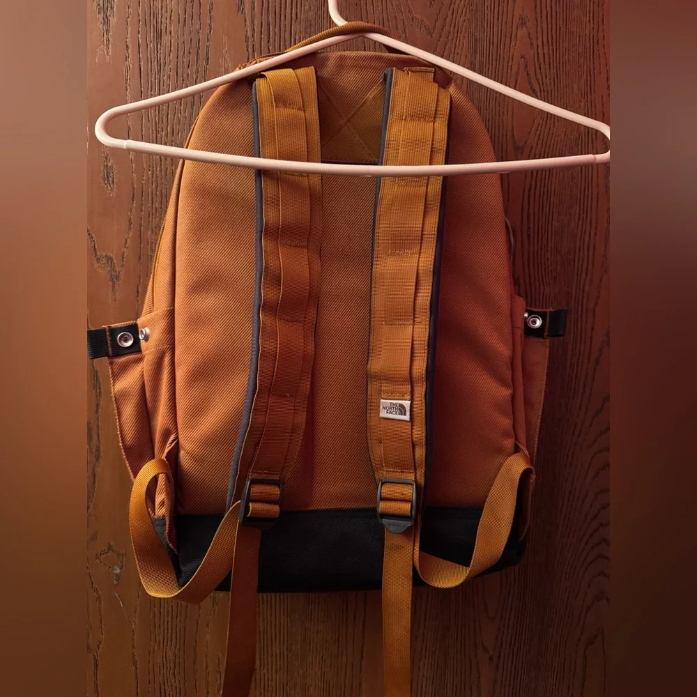 The North Face TNF Daypack Canvas Backpack Timber Orange Military Green 22L
